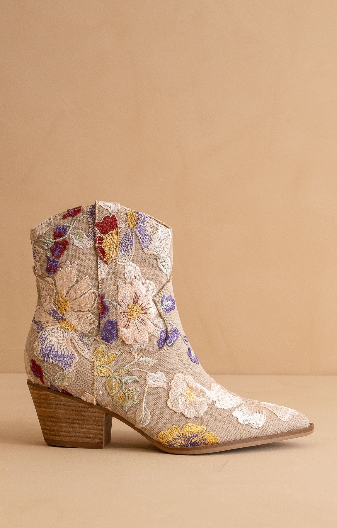 Wanda Floral Applique Western Boot