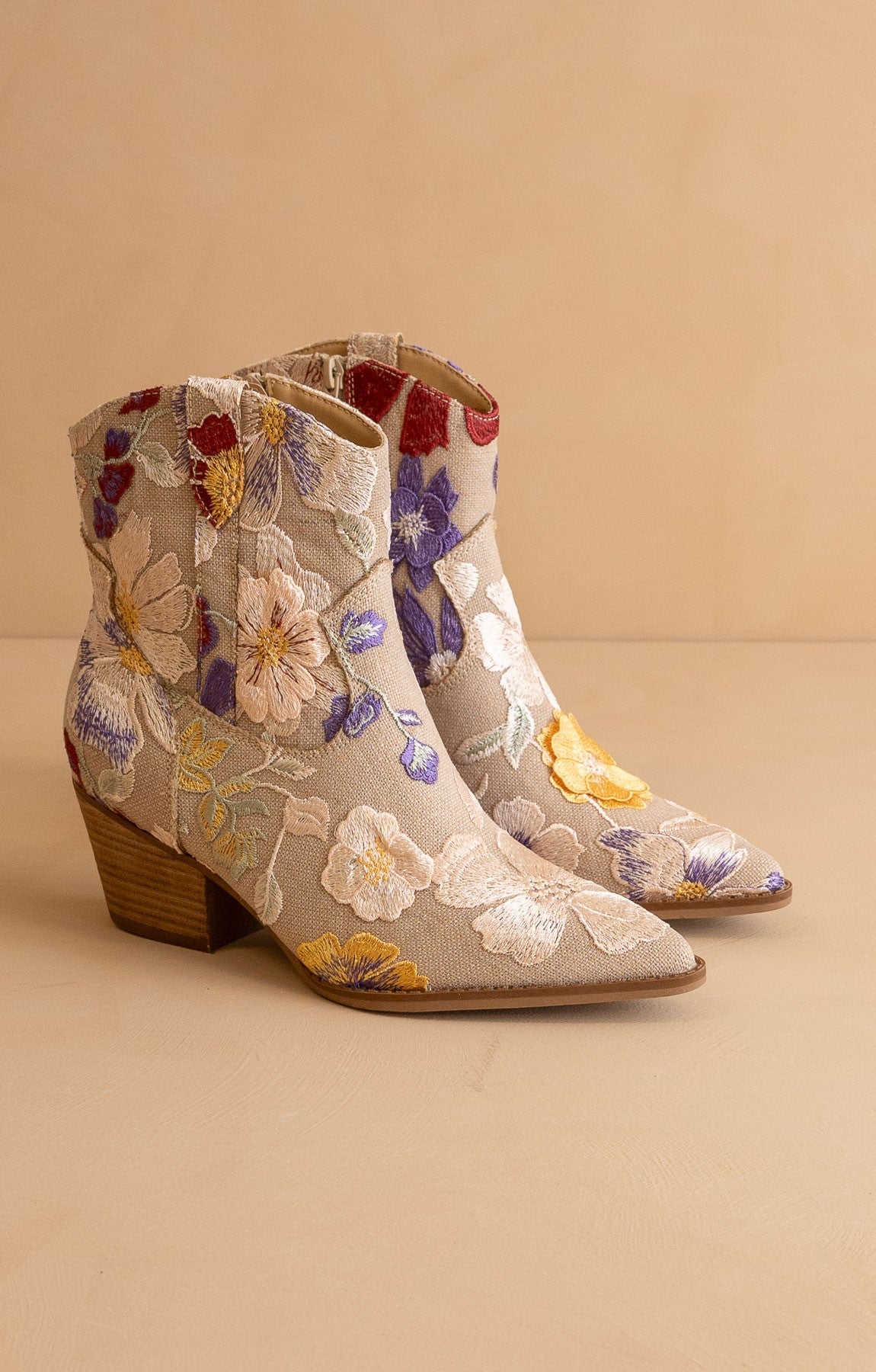Wanda Floral Applique Western Boot