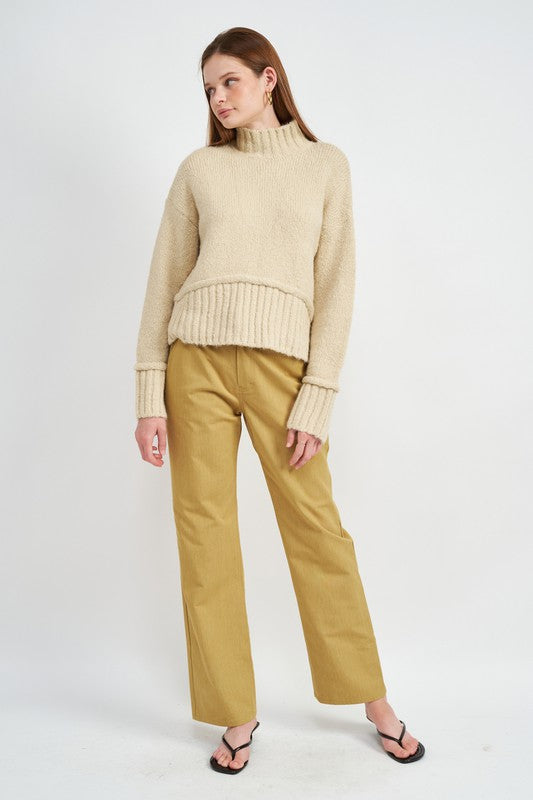 TURTLE NECK BODY SWEATER