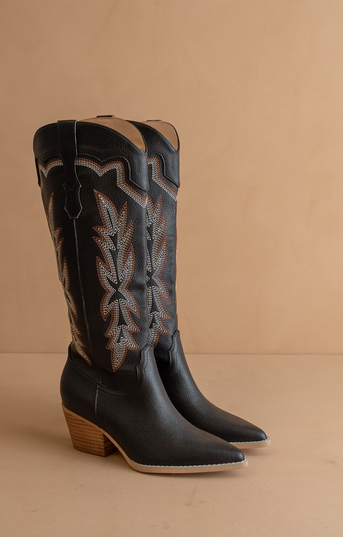 The Ainsley - Embroidered Cowboy Boot