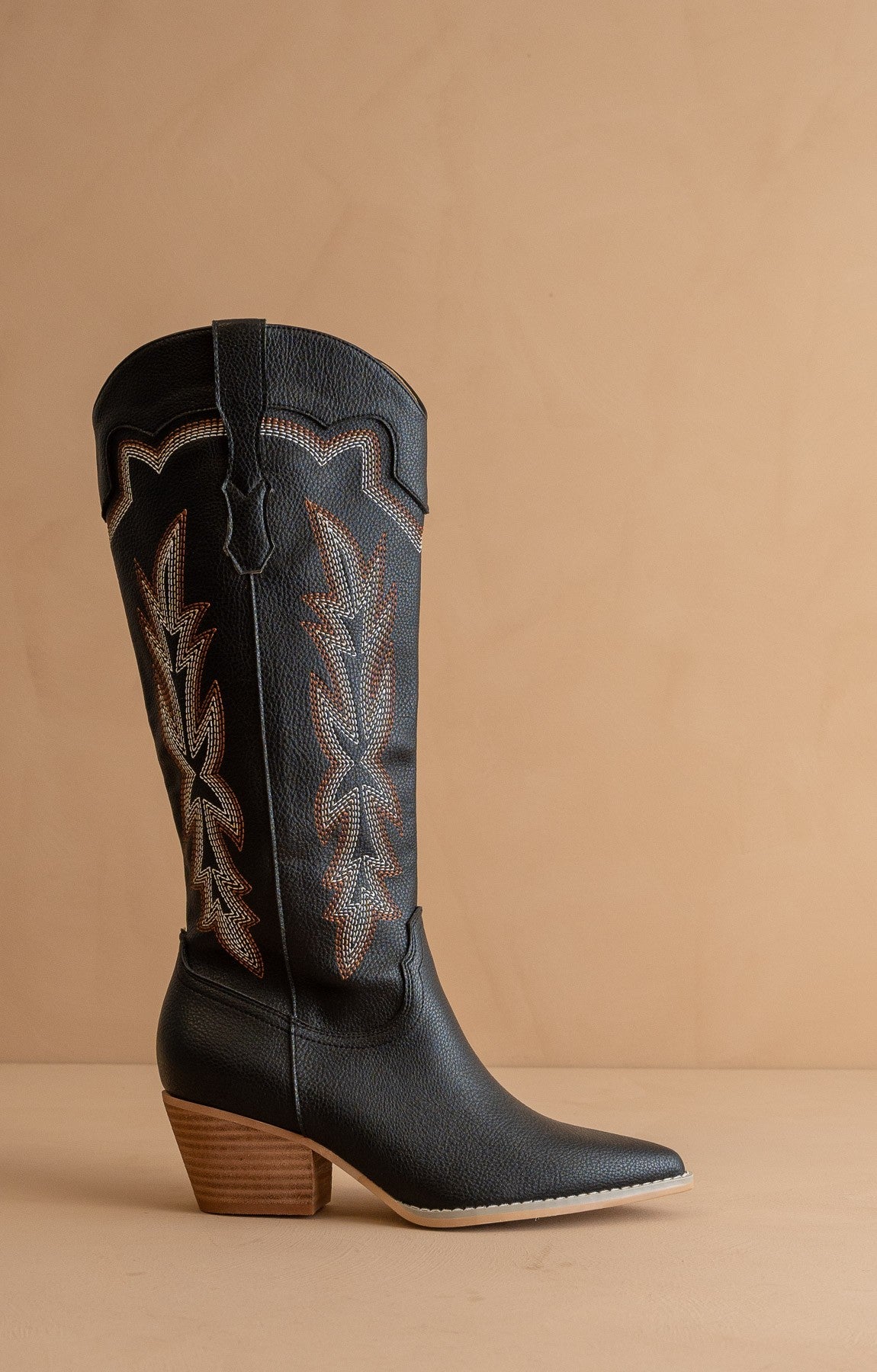 The Ainsley - Embroidered Cowboy Boot