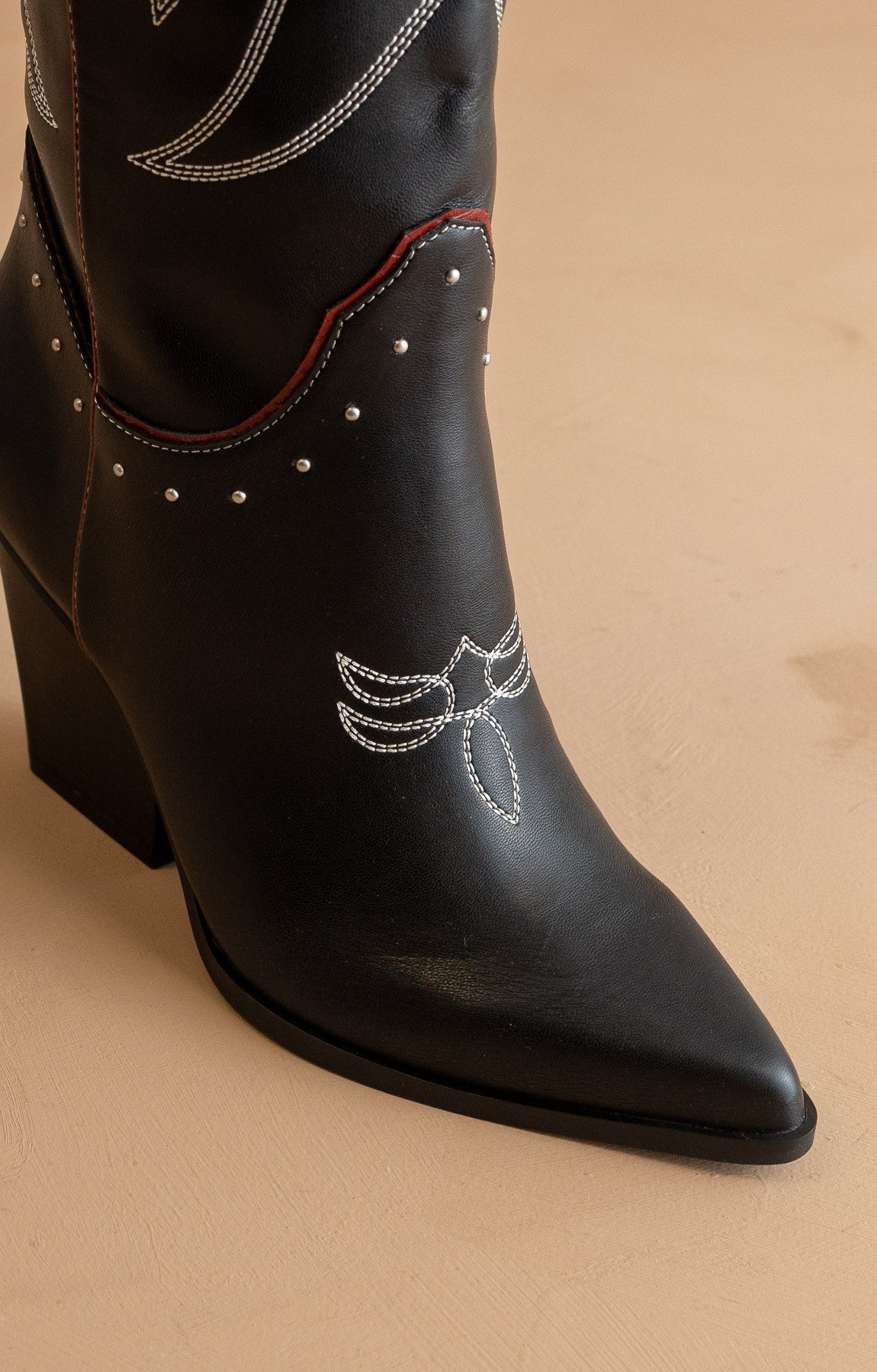 Ashton - Cowboy Boots with Flair