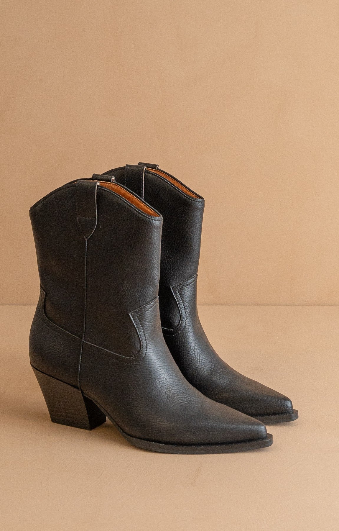 Ames - Short Cowboy Booties