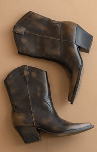 Ames - Short Cowboy Booties