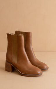 Olivia - Chelsea Heel Boots