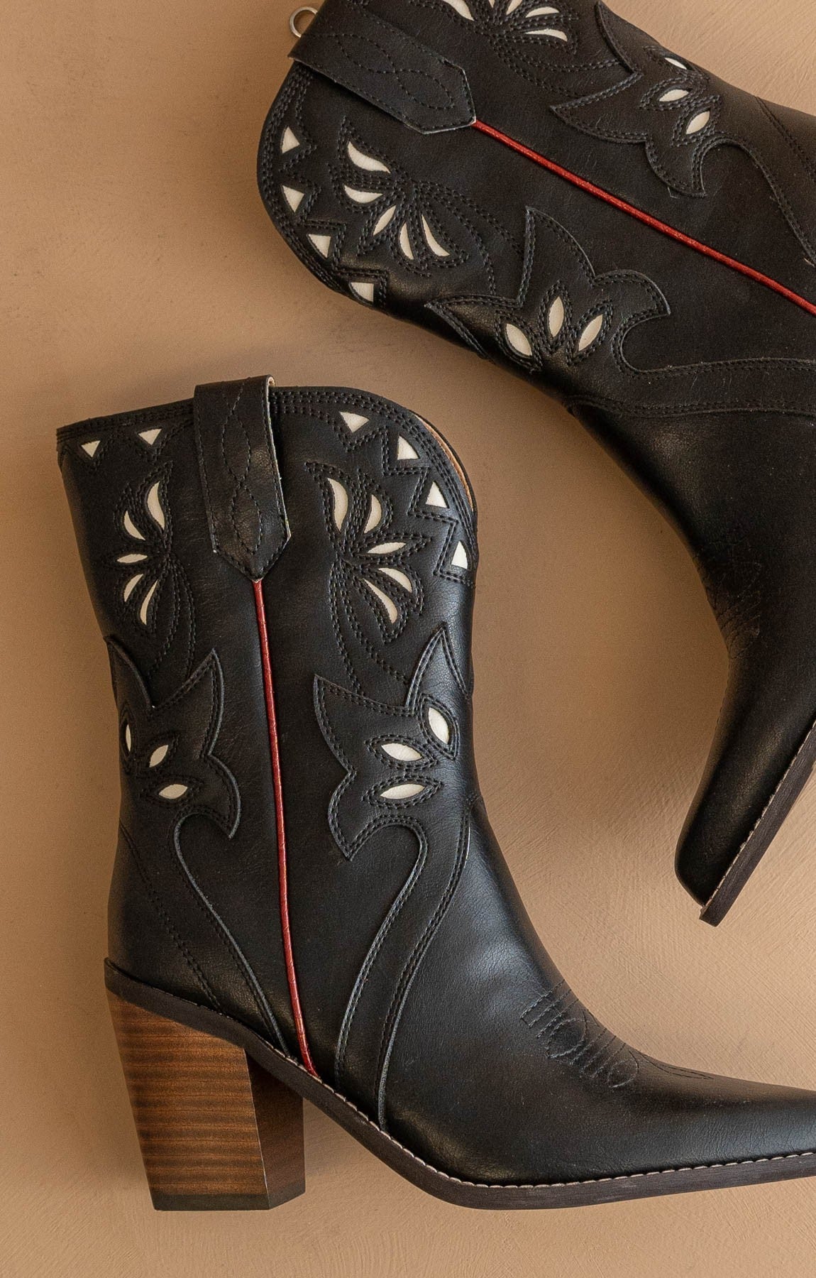 Sorrel - Paneled Western Booties