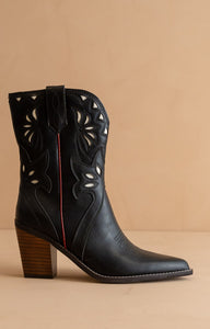 Sorrel - Paneled Western Booties