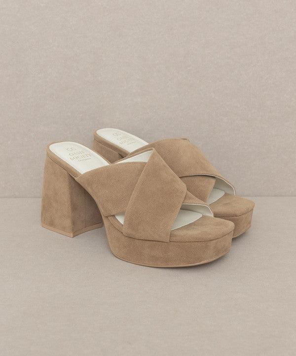 Carmen - Chunky Platform Mule Heel - The Lelia